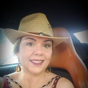 Meet your Posher, Allie